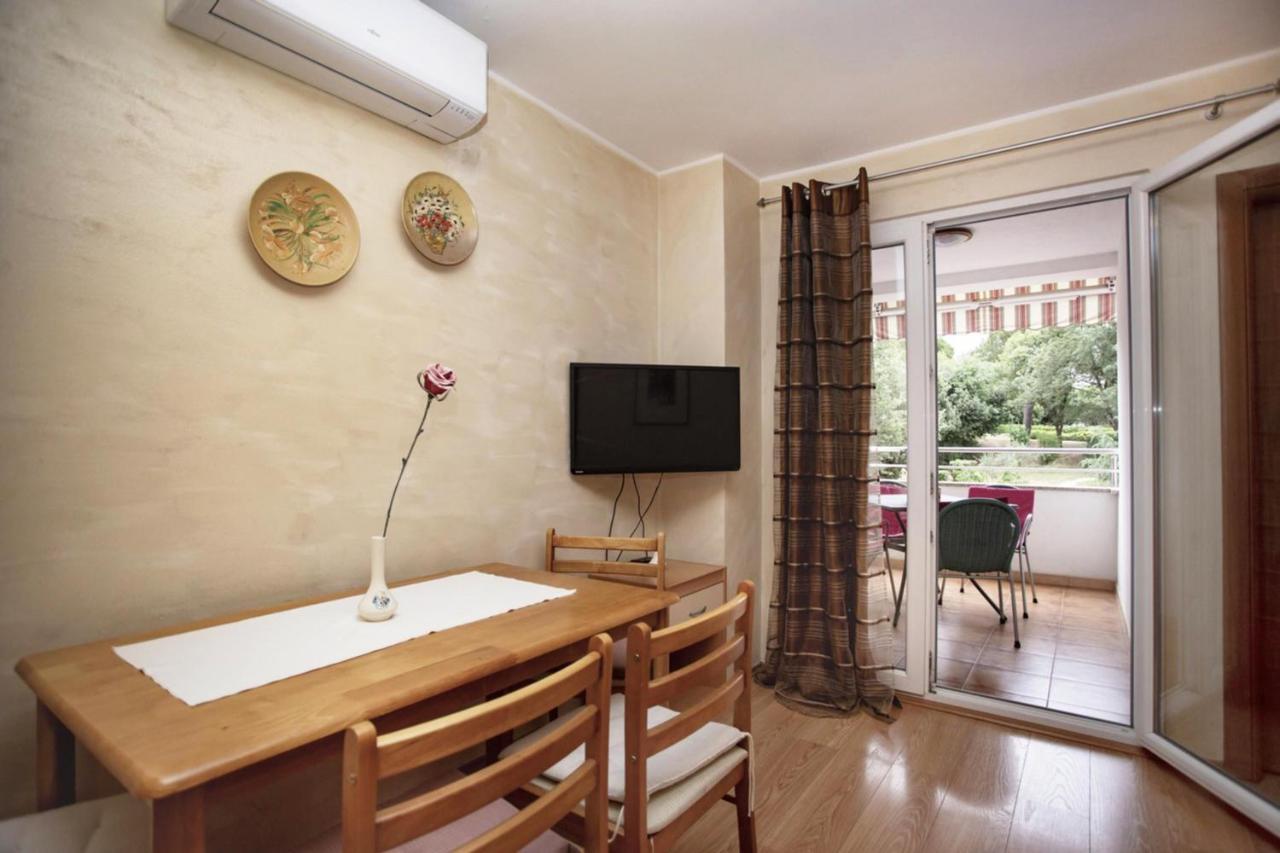 Apartments Ulika Rovinj Exterior foto
