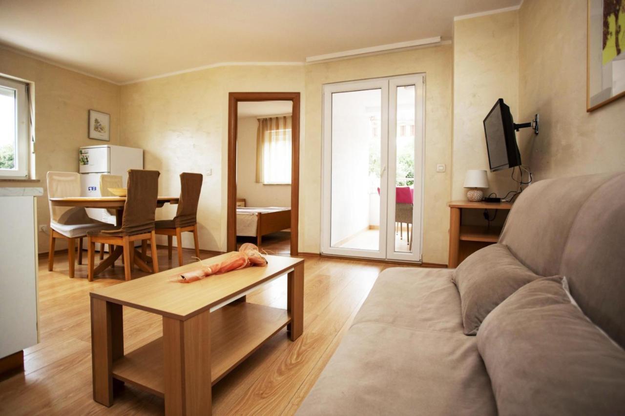 Apartments Ulika Rovinj Exterior foto